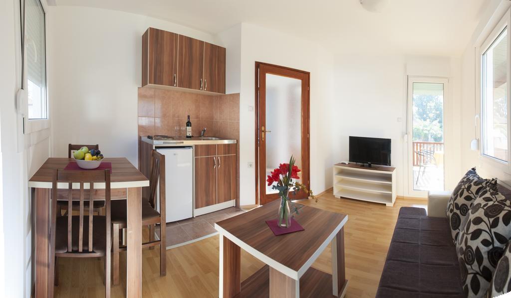 Отель Htp Velika Plaza Улцинь Номер фото