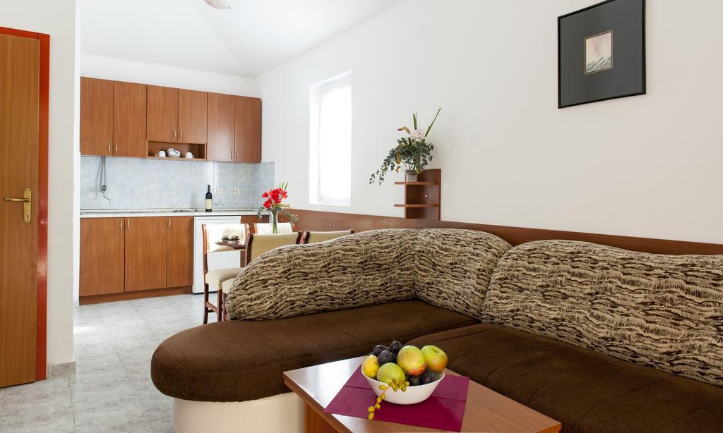 Отель Htp Velika Plaza Улцинь Номер фото